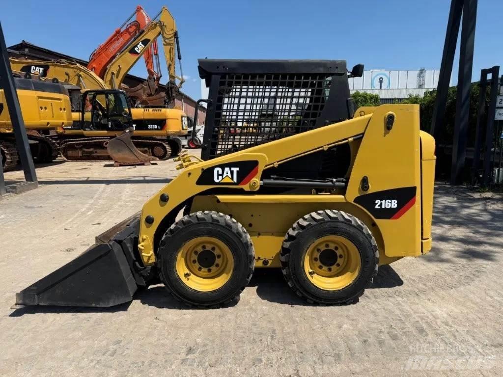 CAT 216B (226,S130) Kompaktlastere