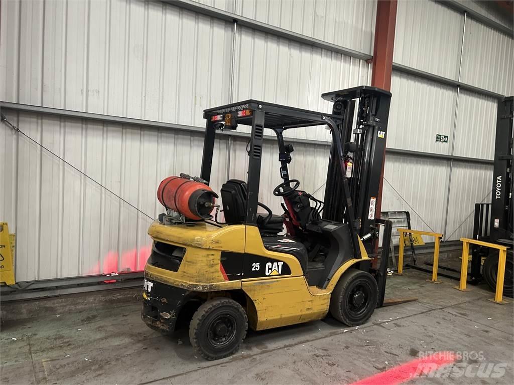 CAT GP25NT Propan trucker