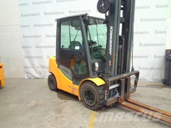 Jungheinrich DFG 430 Diesel Trucker