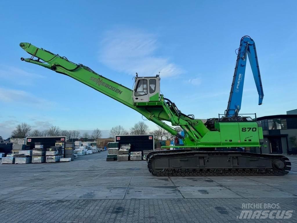 Sennebogen 870R Gravemaskiner for avfallshåndtering