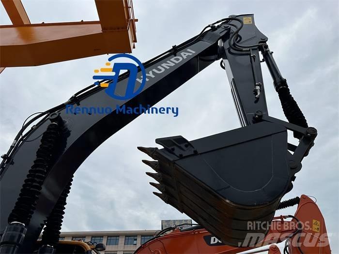 Hyundai R220-9S Beltegraver