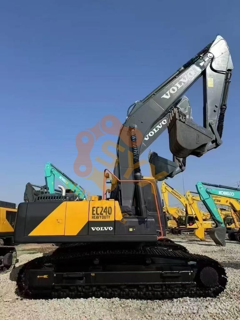 Volvo EC 240 D Beltegraver