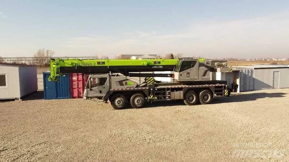 Zoomlion ZTC700V562 Beltegående Kran