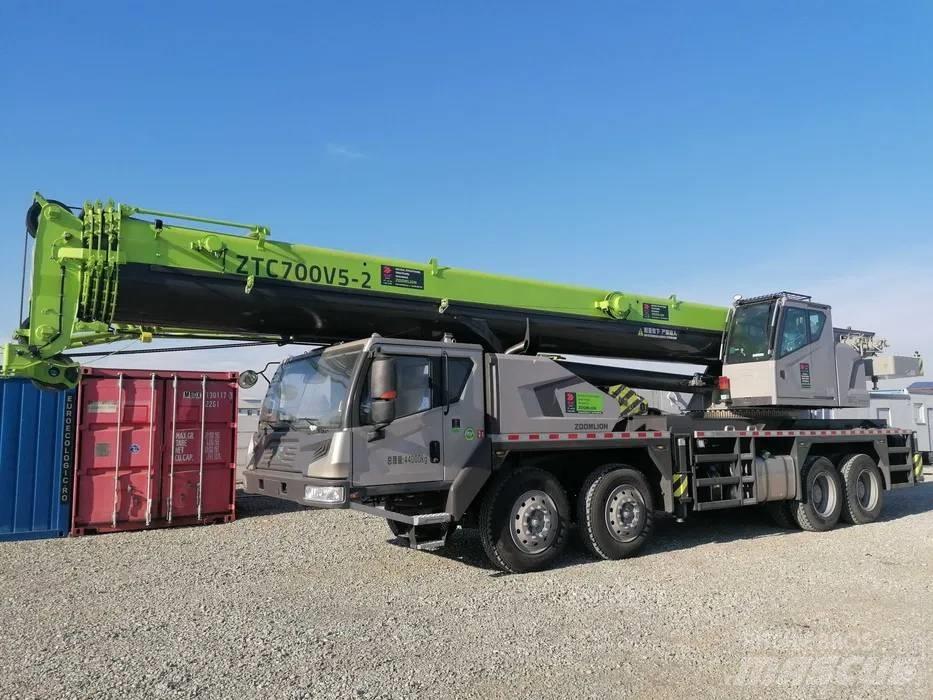 Zoomlion ZTC700V562 Beltegående Kran