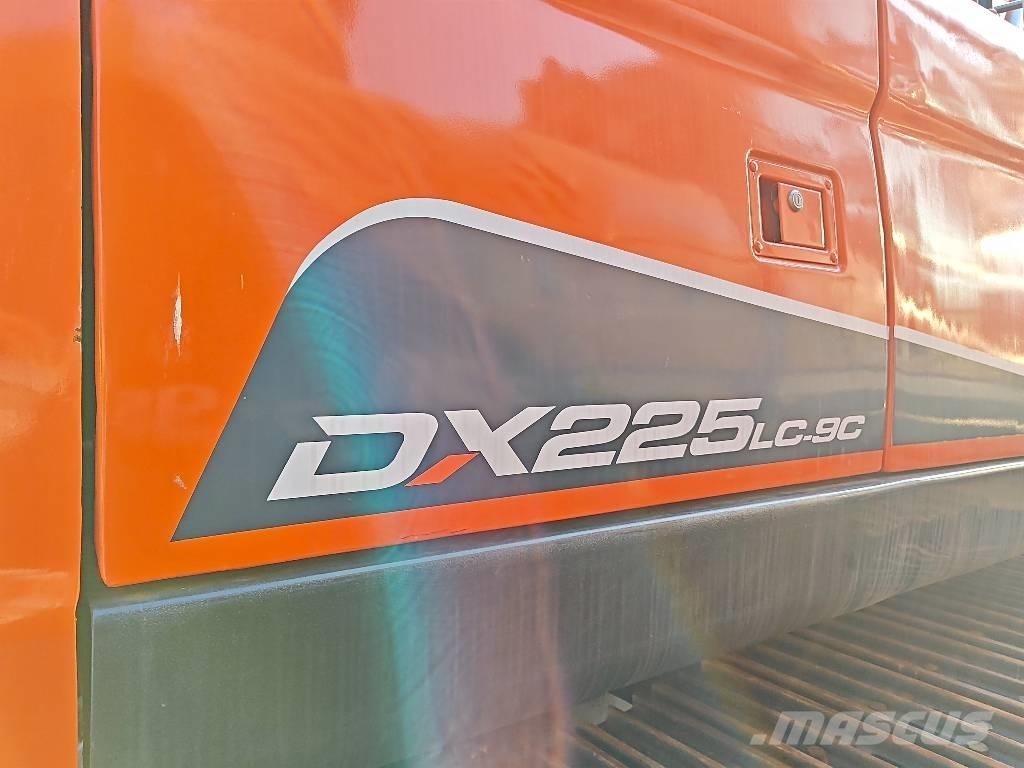 Doosan DX 225 LC-9C Beltegraver