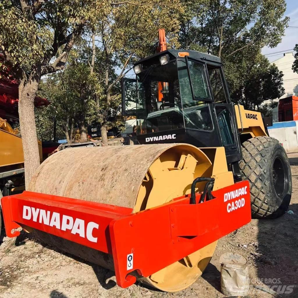 Dynapac CA 30 D Valsetog