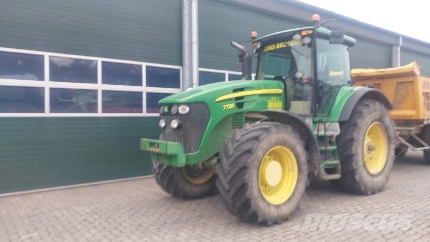 John Deere 7730 AS Traktorer