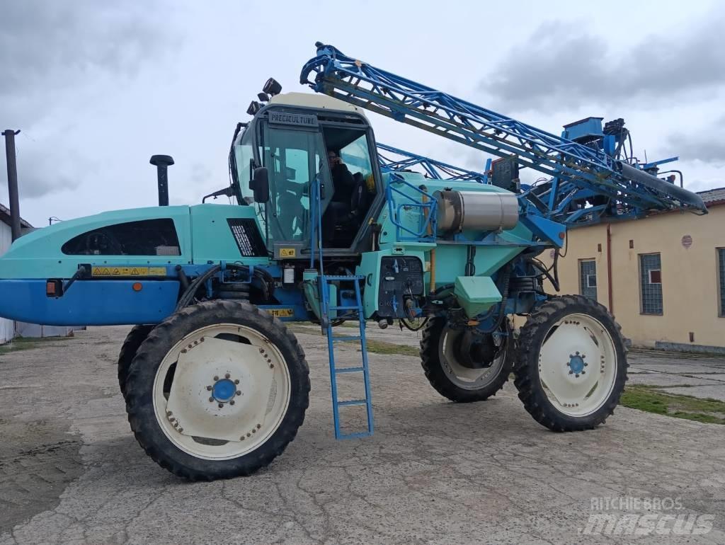 Berthoud UTL 4000 Selvdrevne sprøyter