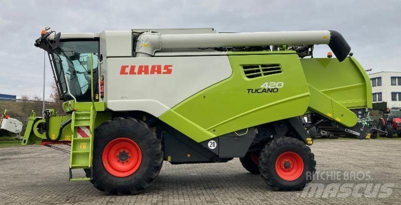 CLAAS TUCANO 420 Skurtreskere