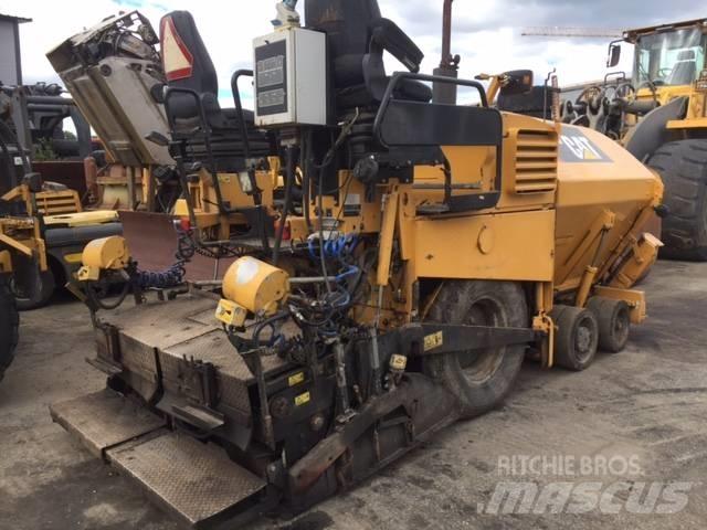 CAT AP 300 Asfaltutleggere