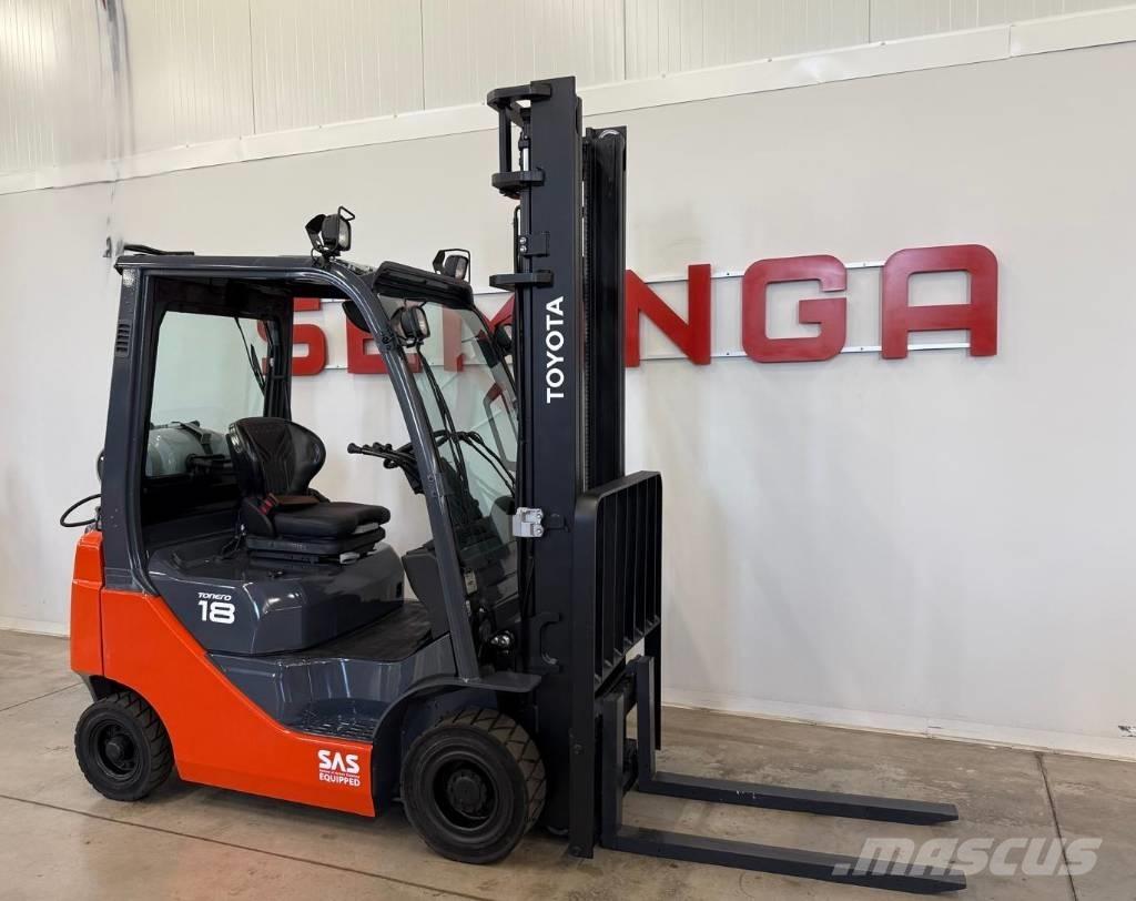 Toyota 10894 - 8FGF18 Propan trucker