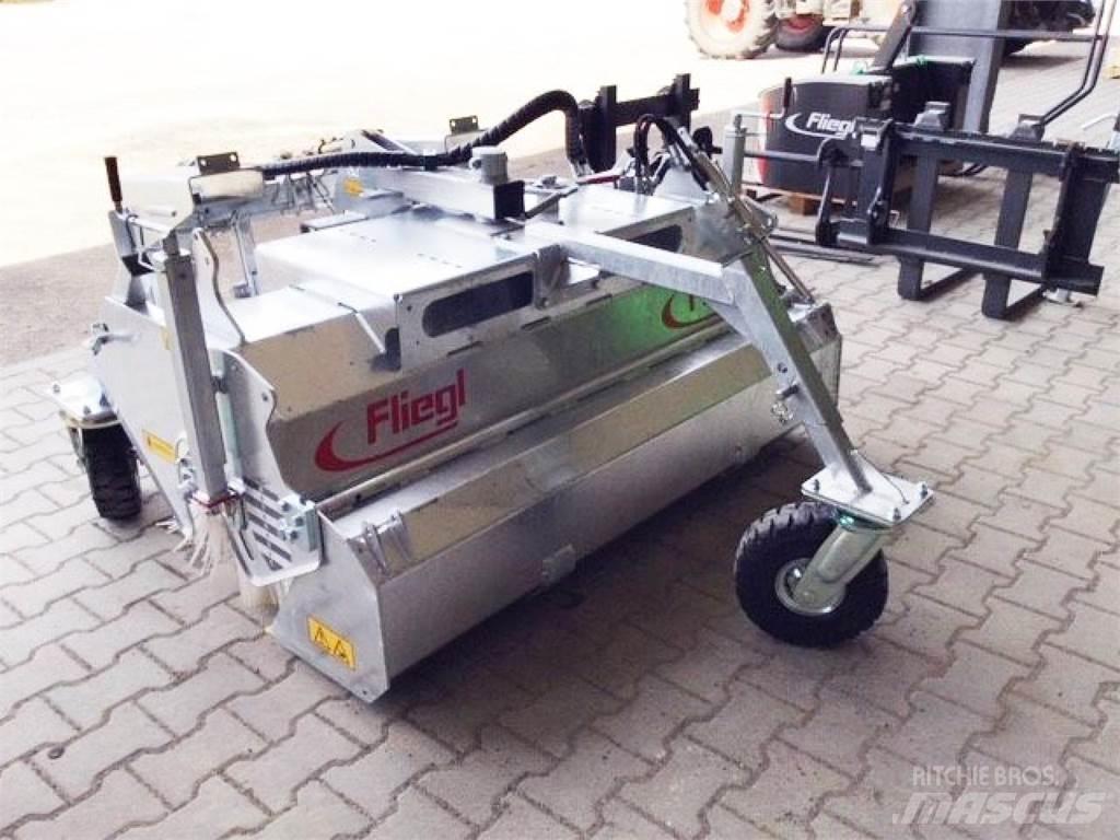 Fliegl Typ 500 Feiemaskiner
