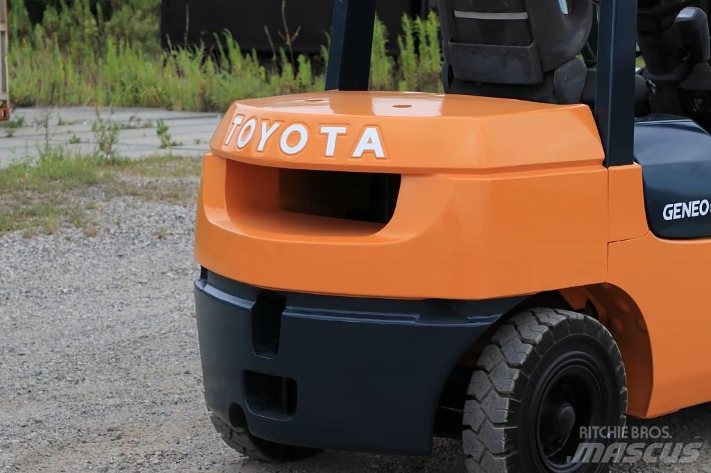 Toyota 7 FD 30 Diesel Trucker