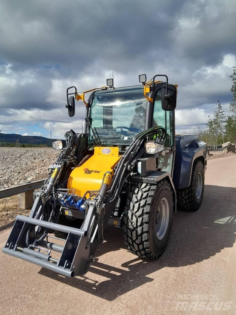 LM Trac 587 Redskapsbærere