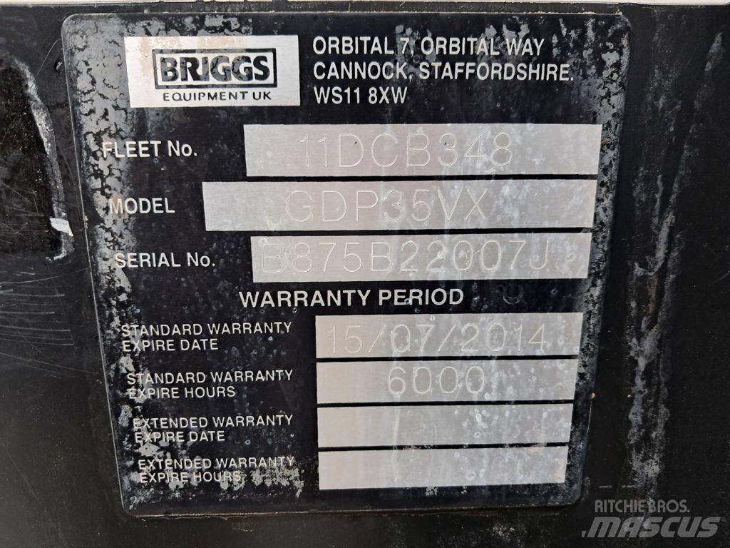 Yale GDP35VX Diesel Trucker