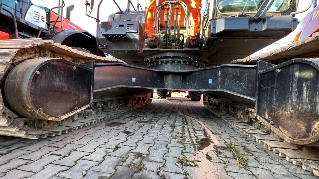 Hitachi ZX300LC-7 Beltegraver
