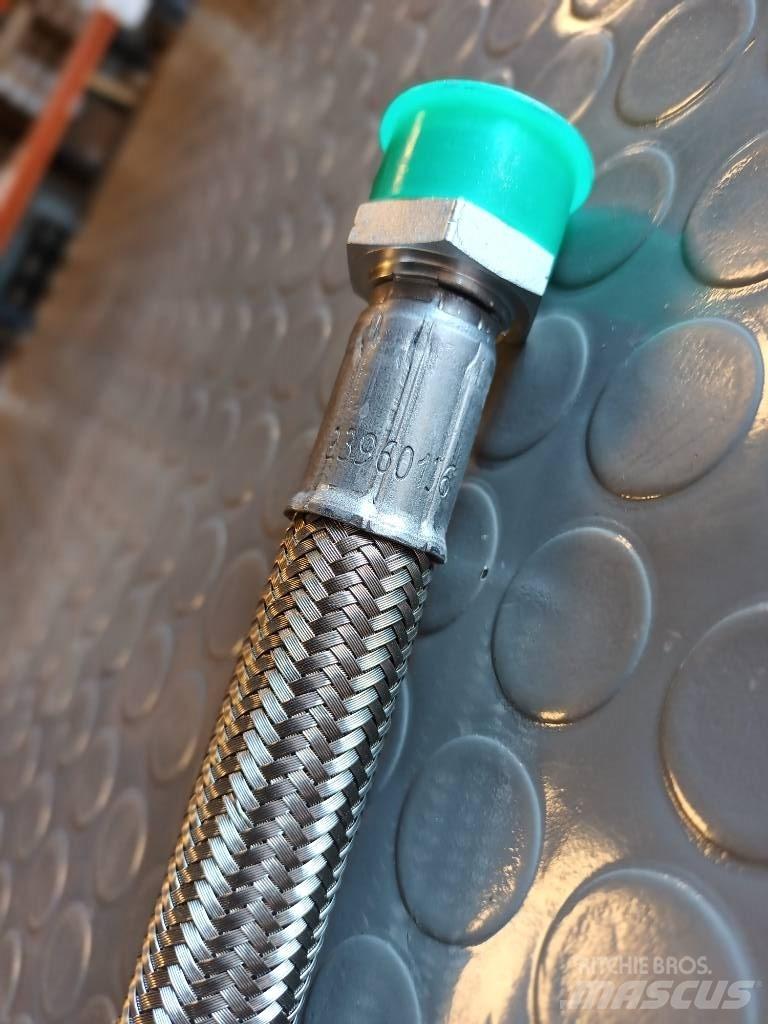 Volvo HOSE 23960136 Transport - Annet