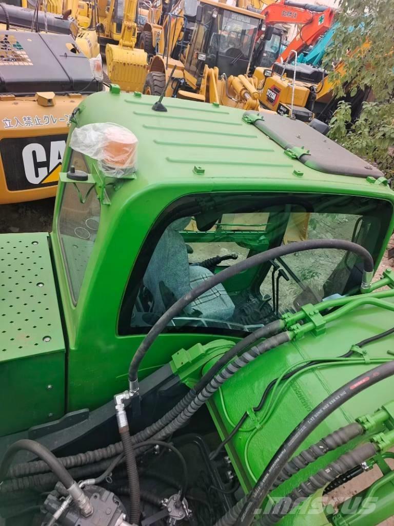 Hyundai R 305 LC-9T Beltegraver