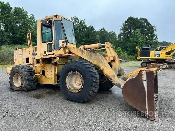 Komatsu WA 320-1 Hjullastere