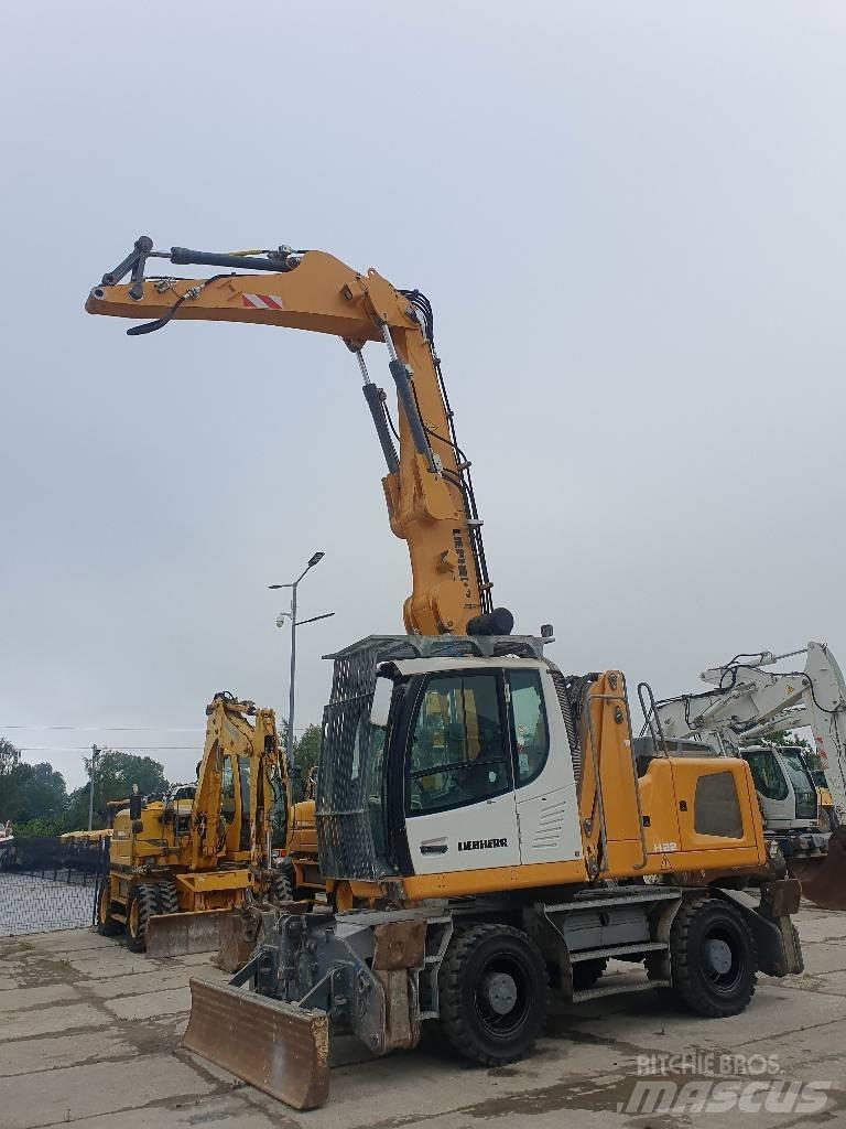 Liebherr LH 22 M Gravemaskiner for avfallshåndtering