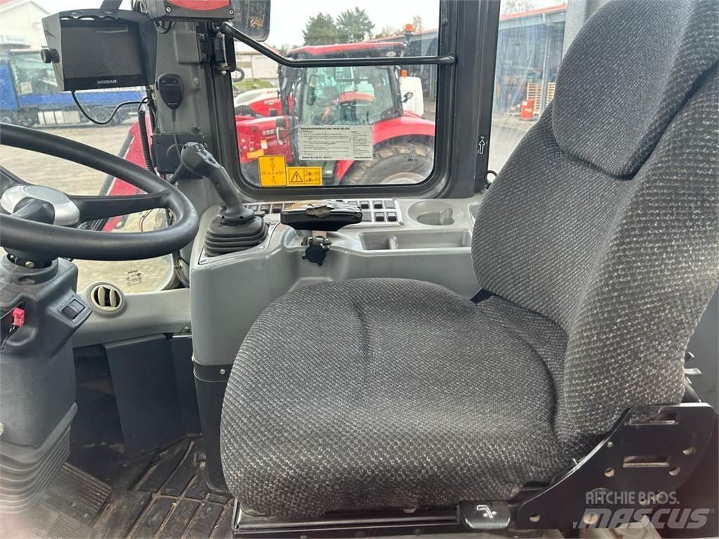 Doosan DL 300 Hjullastere