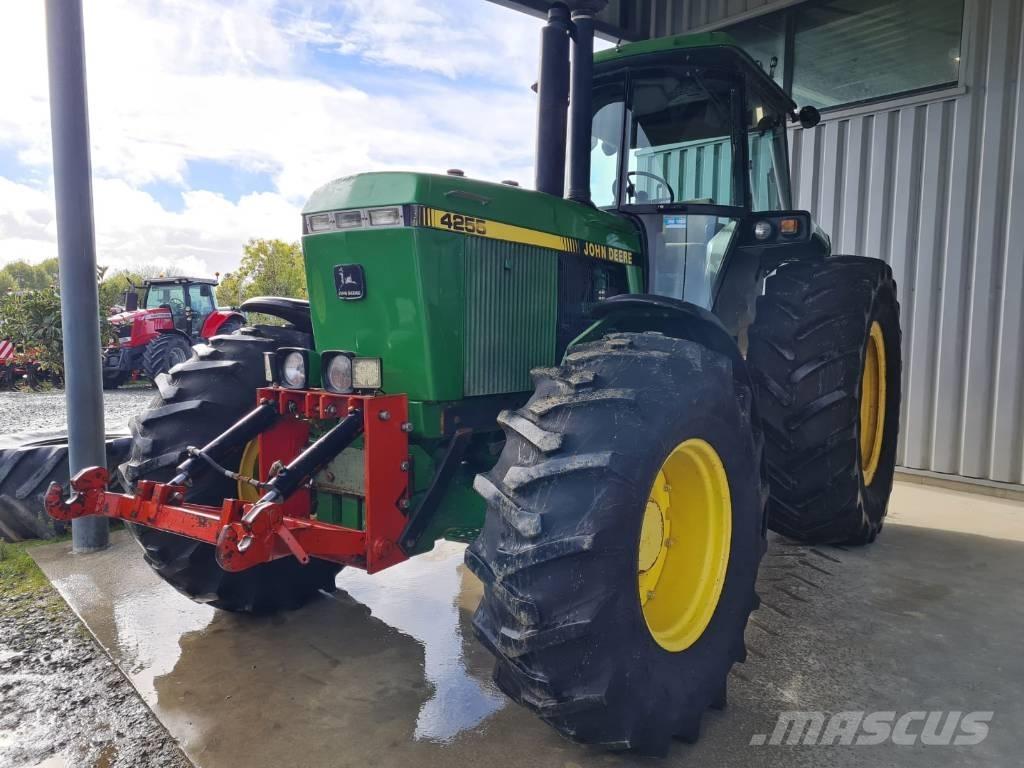 John Deere 4255 Traktorer