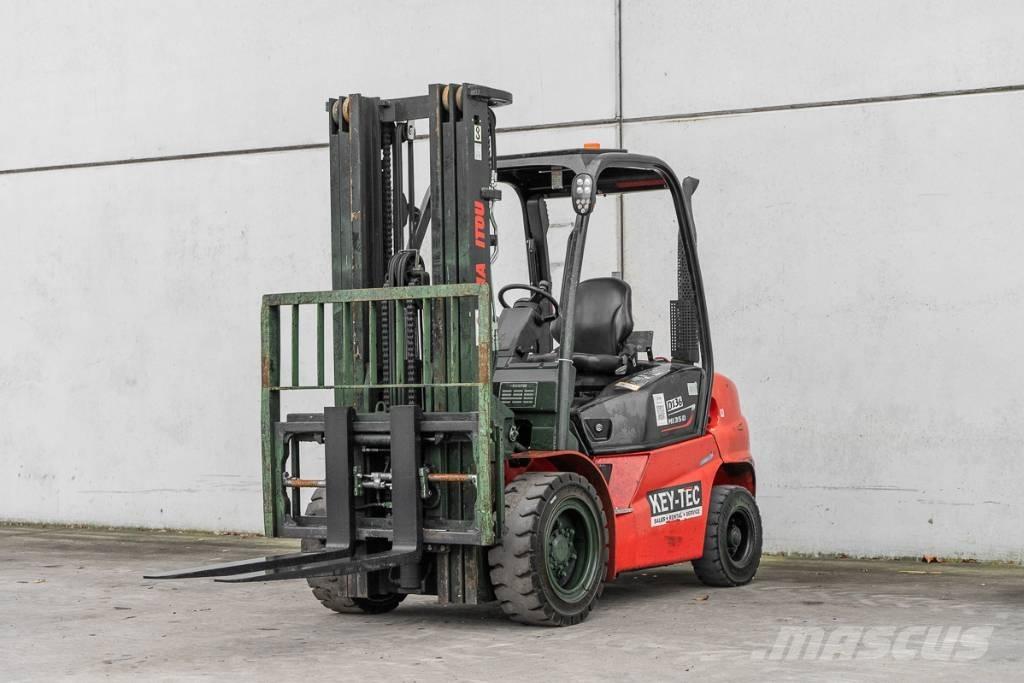 Manitou MI 35 D Diesel Trucker