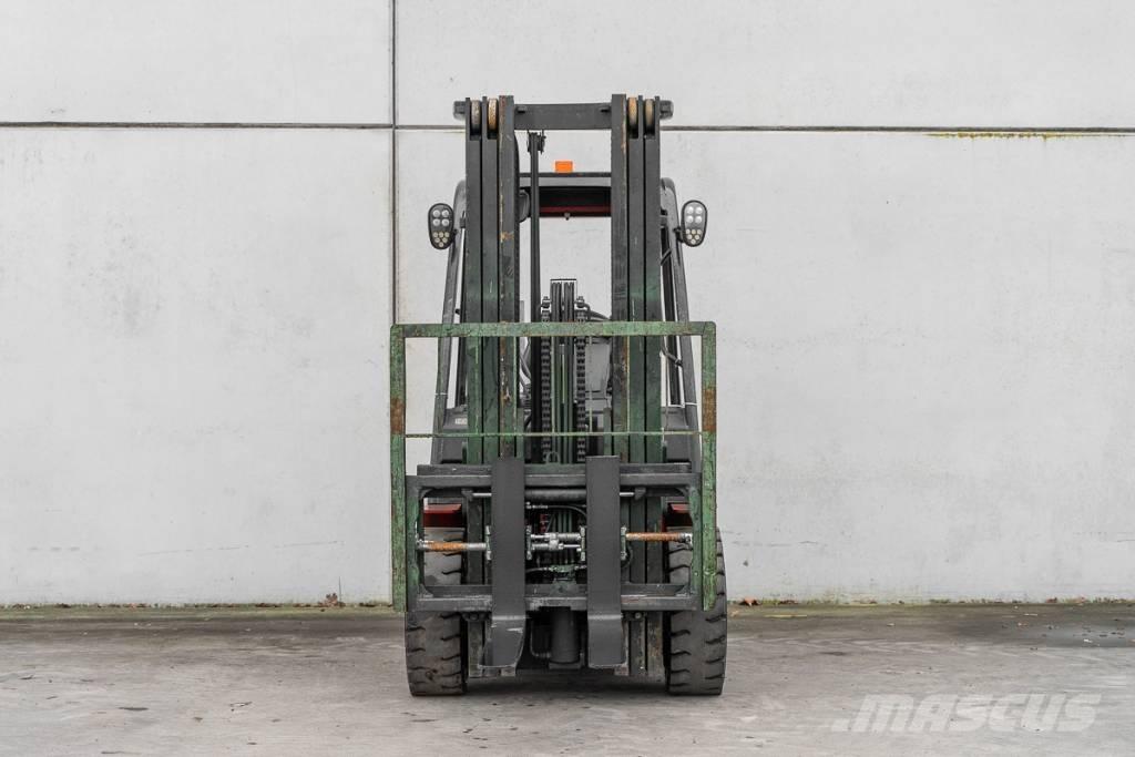Manitou MI 35 D Diesel Trucker
