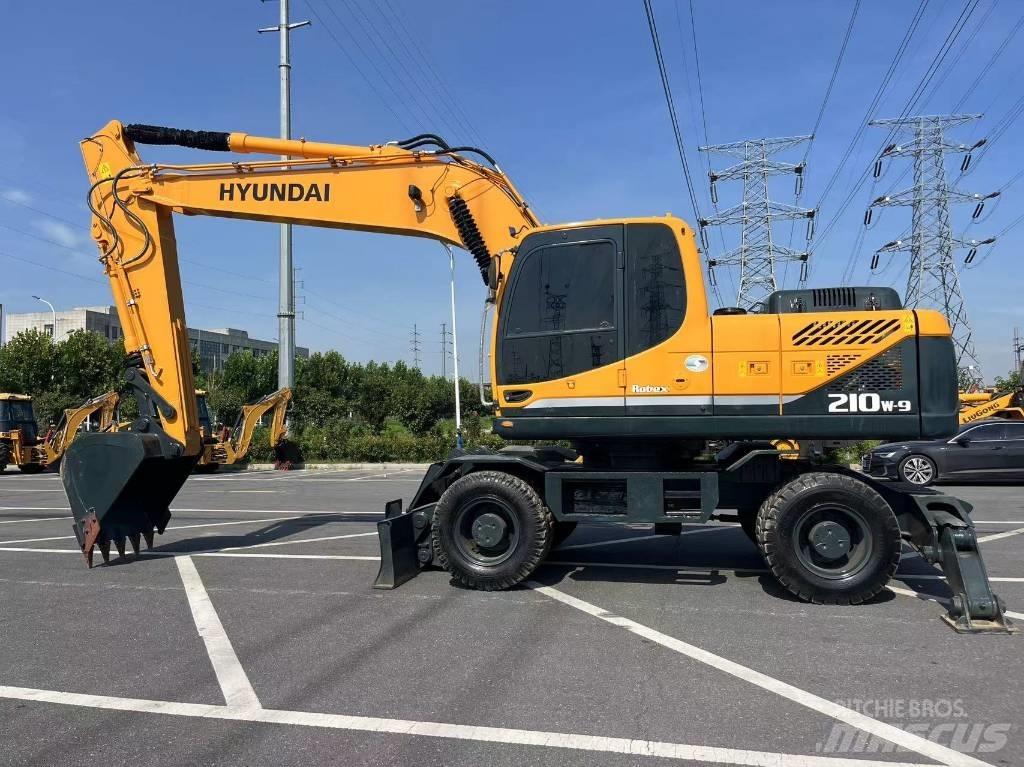 Hyundai 210W-9 Hjulgravere