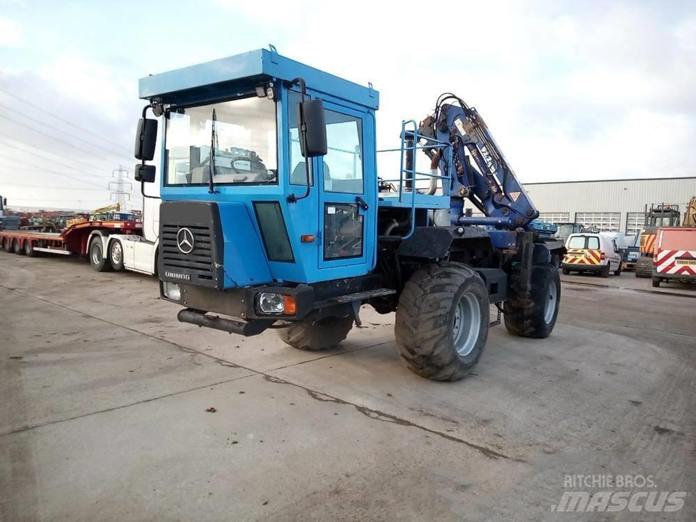 Mercedes-Benz Unimog Kranbil