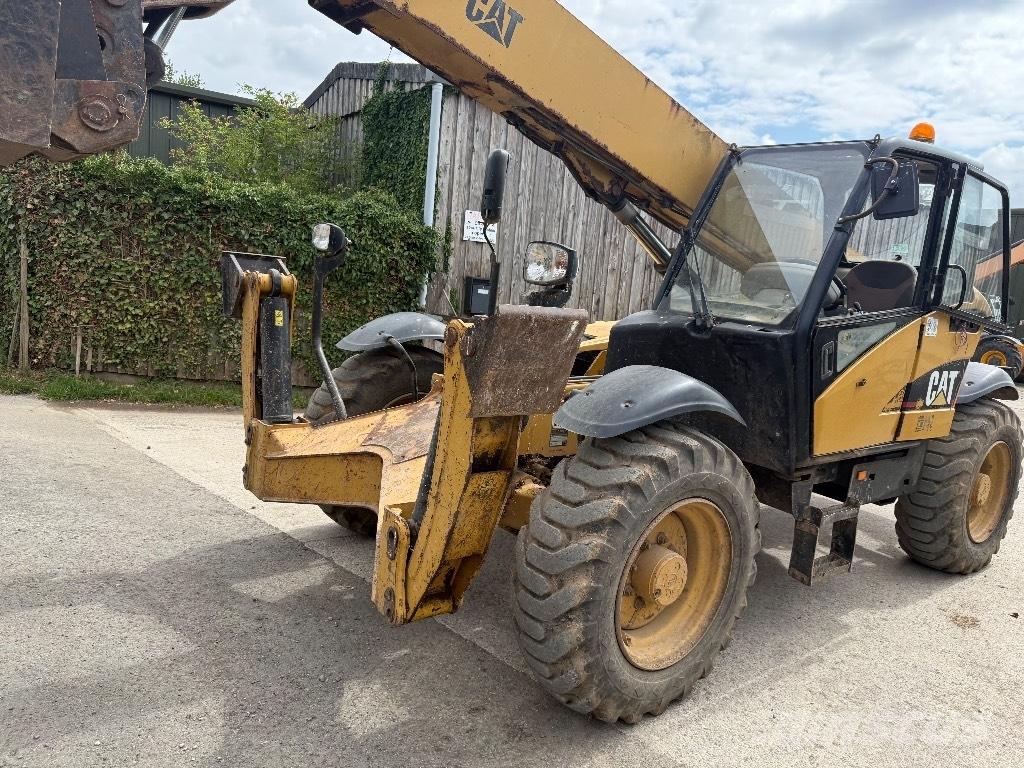 CAT TH 360 B Teleskoplastere