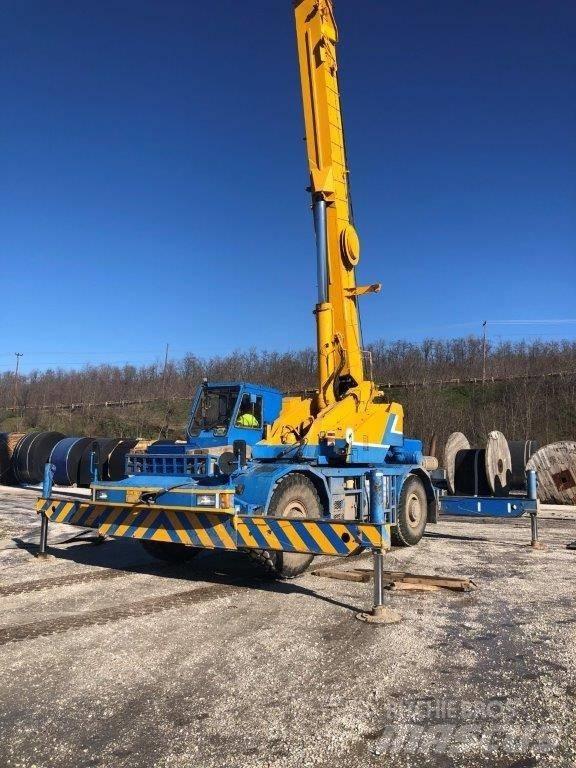 Kobelco RK 450 Røff terreng kraner