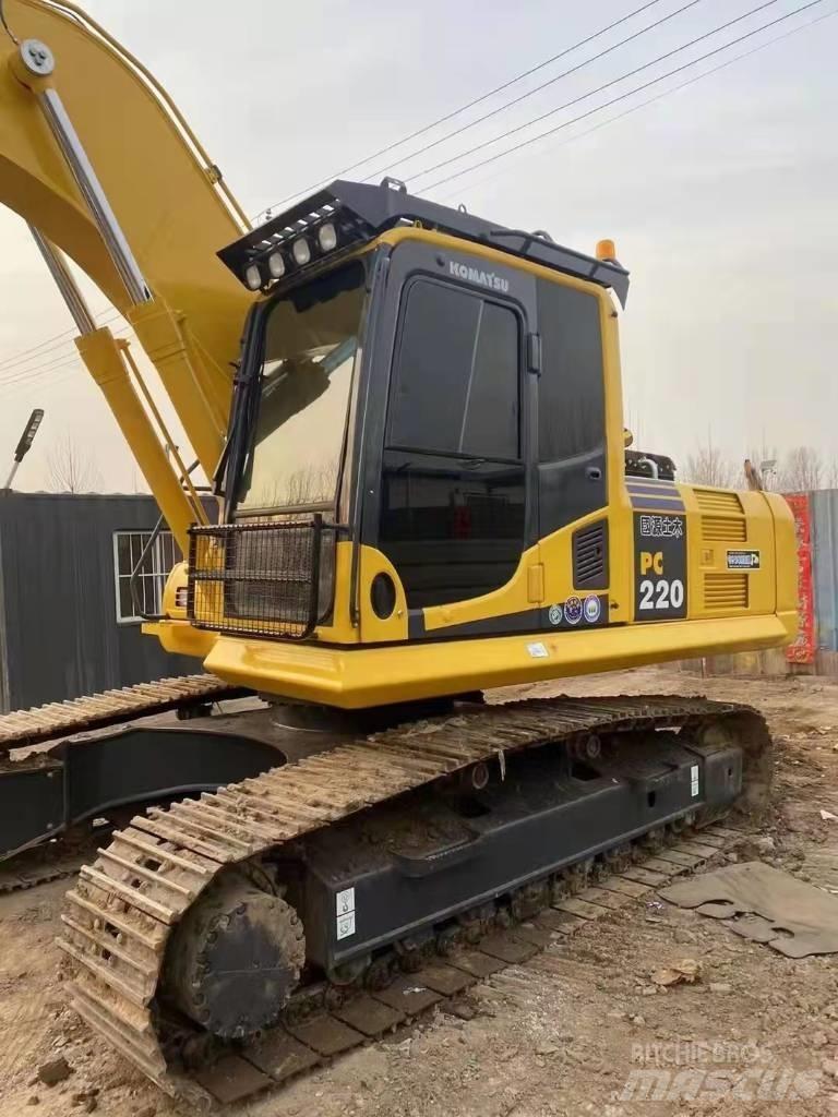 Komatsu PC220-8 Hjulgravere