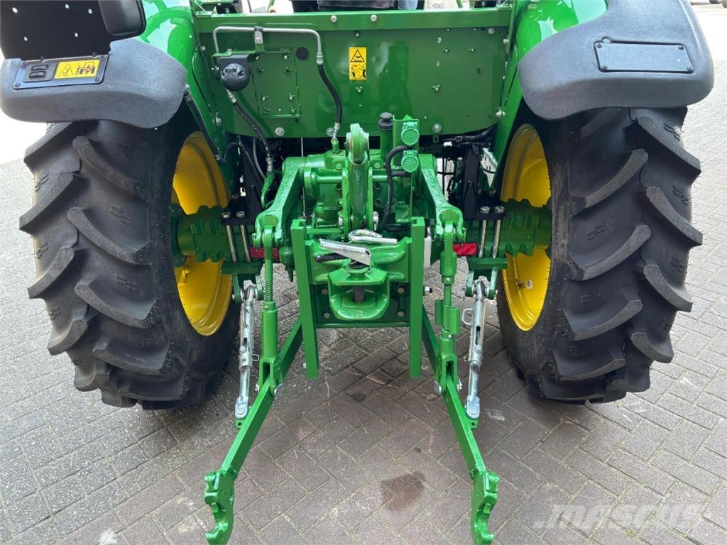 John Deere 5050E Traktorer