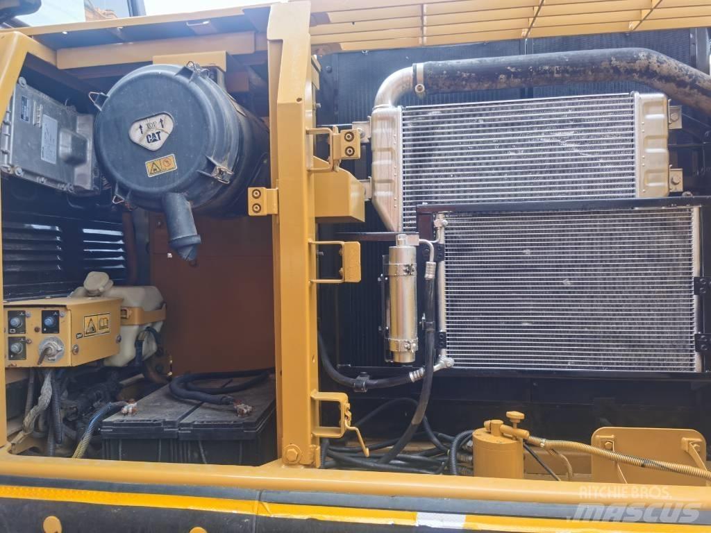 CAT 320 D Beltegraver