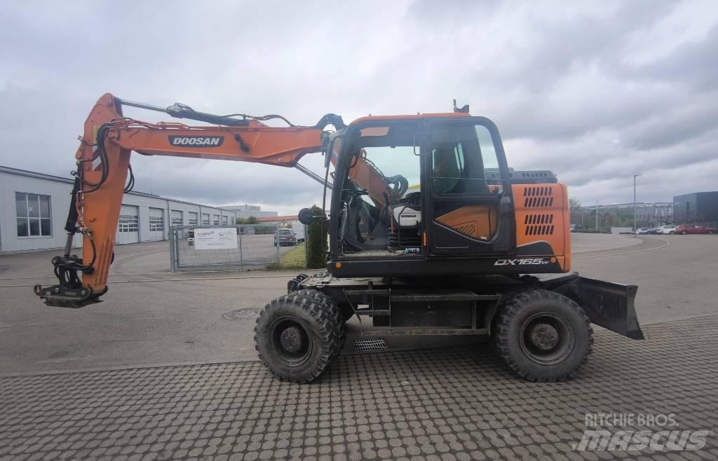 Doosan DX 165 W Hjulgravere