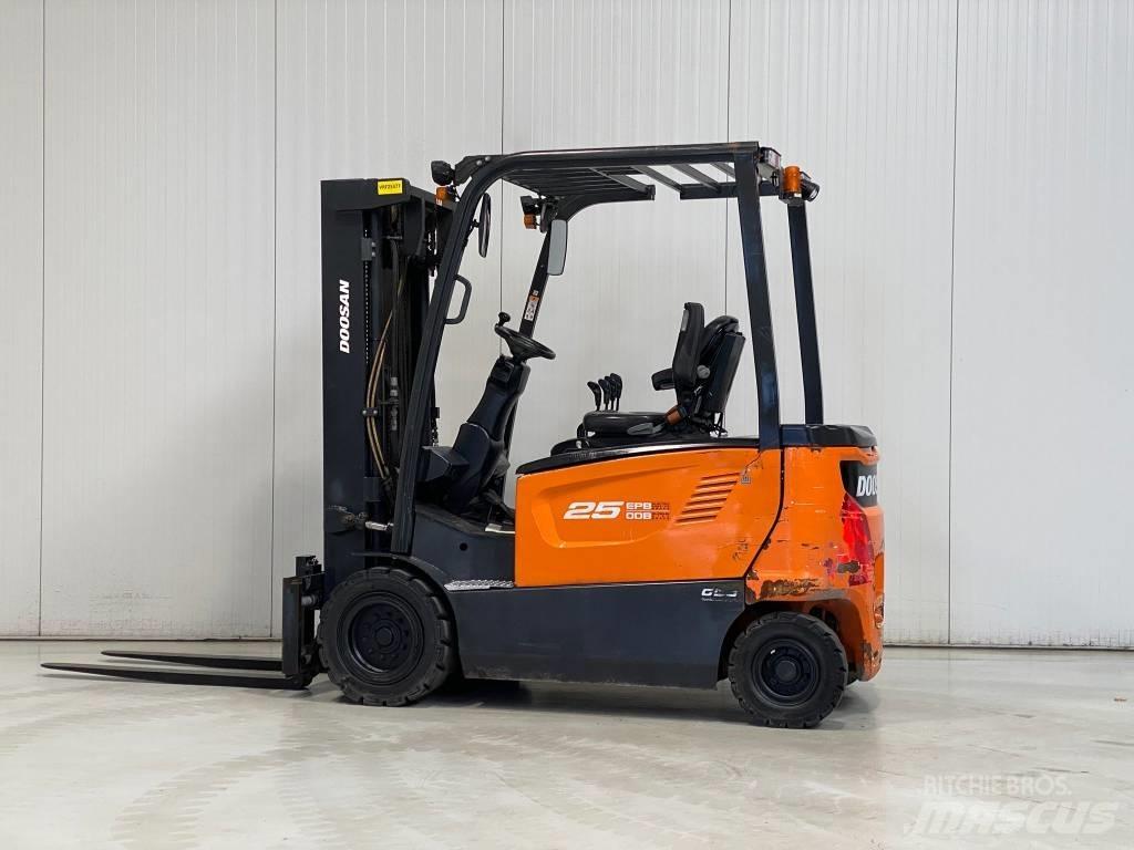 Doosan B25X-7 Elektriske trucker