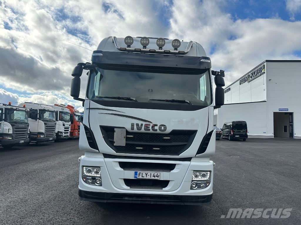 Iveco Stralis 8x4*4 Krokbil