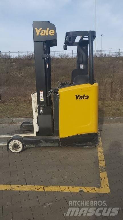 Yale MR14 Skyvemasttruck