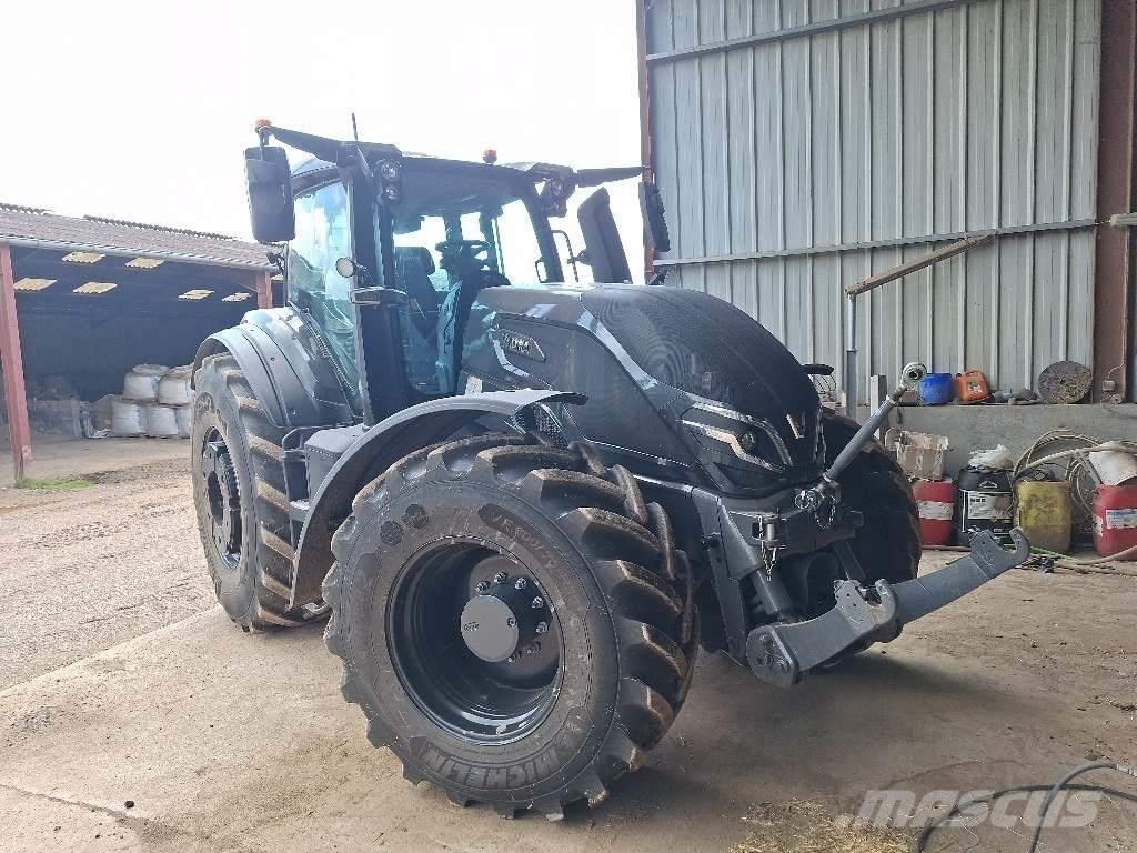 Valtra Q265 Traktorer