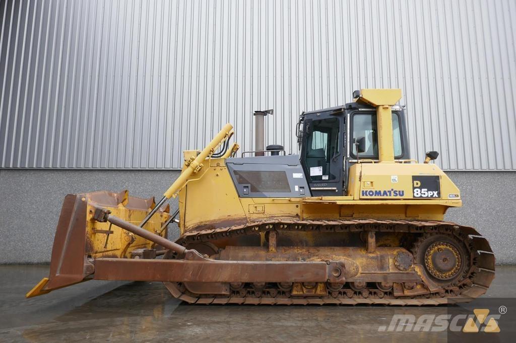 Komatsu D85PX-15 Dozere Beltegående