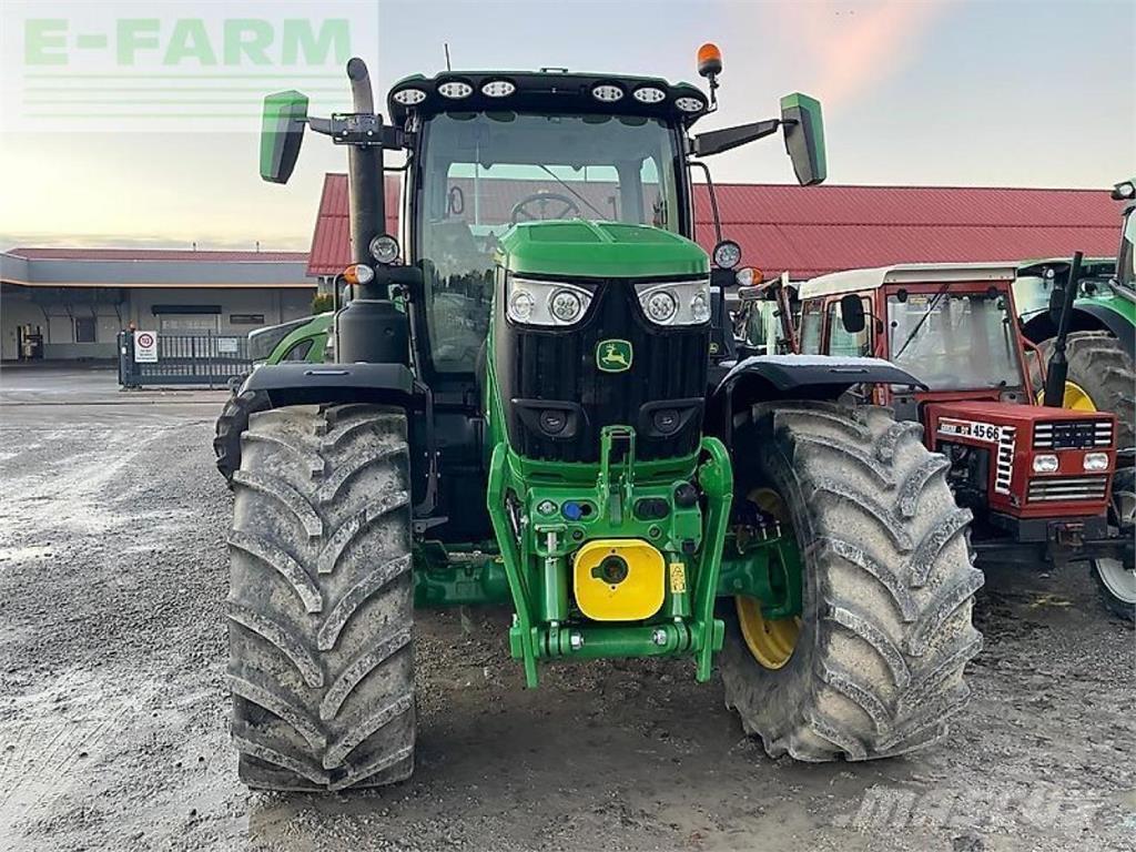 John Deere 6r 215 Traktorer