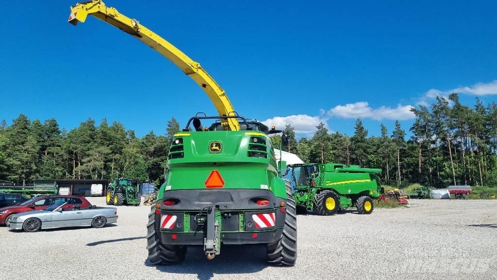 John Deere 8700i Selvdrevne fôrhøstere