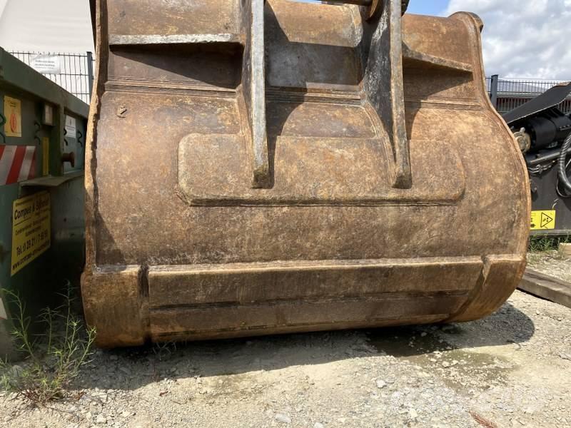 Volvo EC 750 E Beltegraver