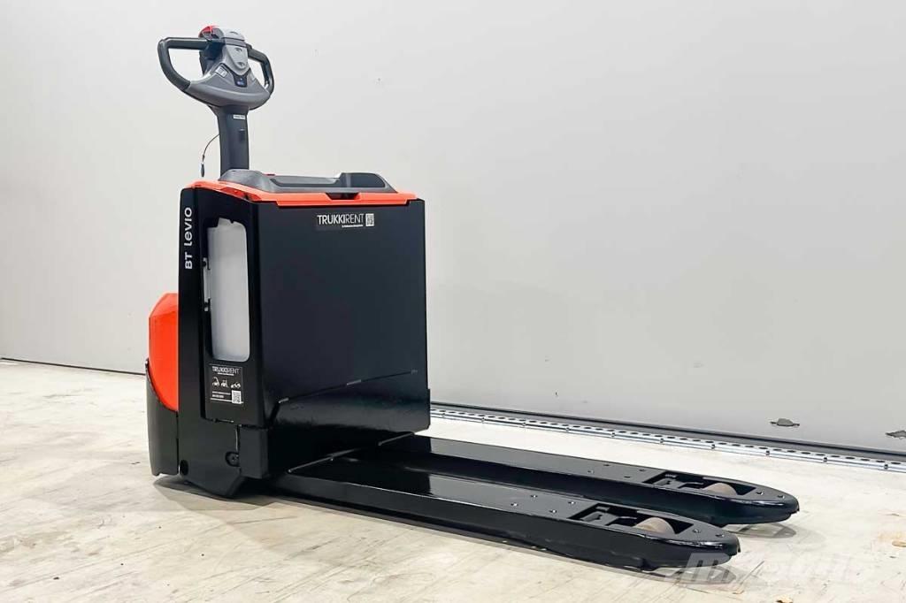 Toyota LWE 200 Lavtløftende truck