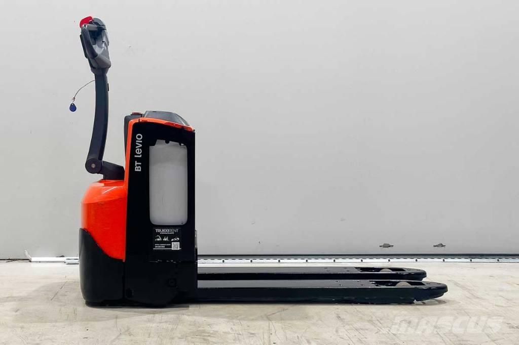 Toyota LWE 200 Lavtløftende truck