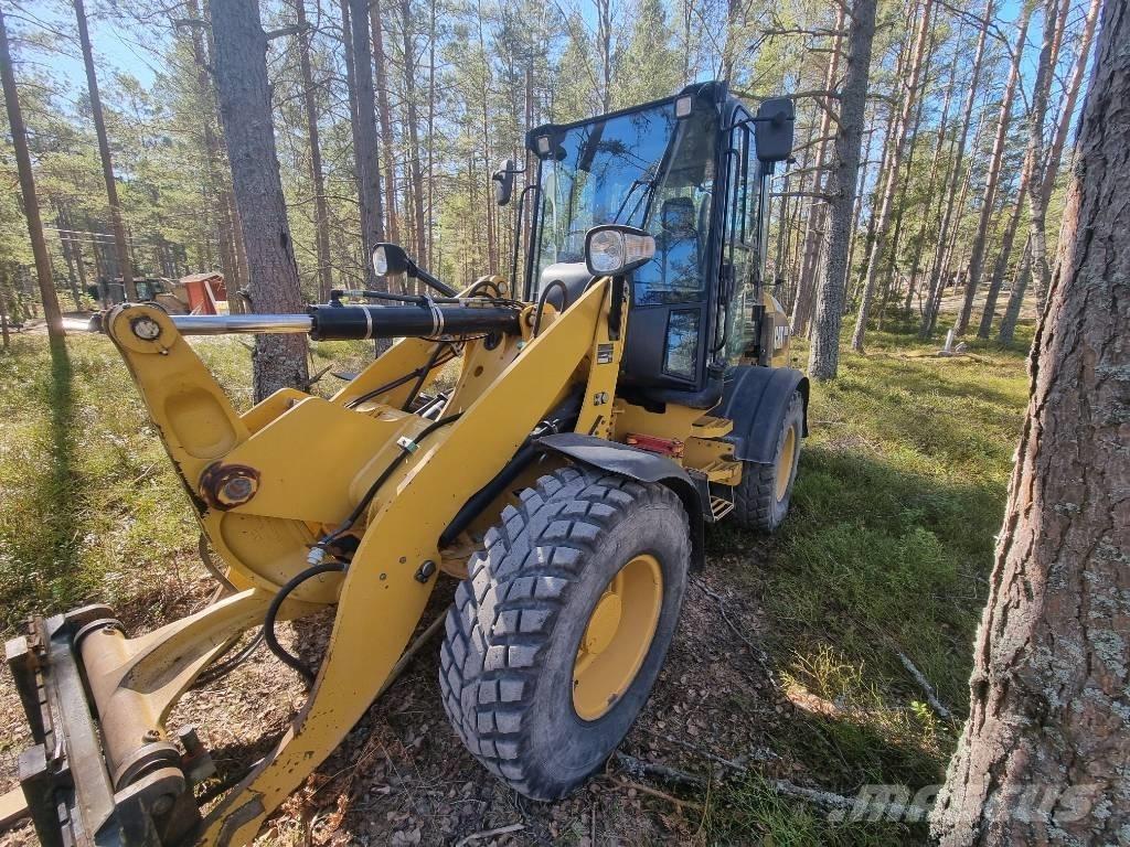 CAT 908M -2015 Hjullastere