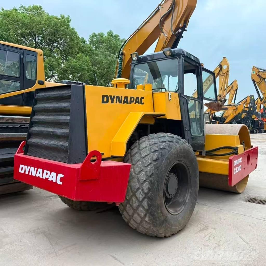 Dynapac CA 30 D Valsetog