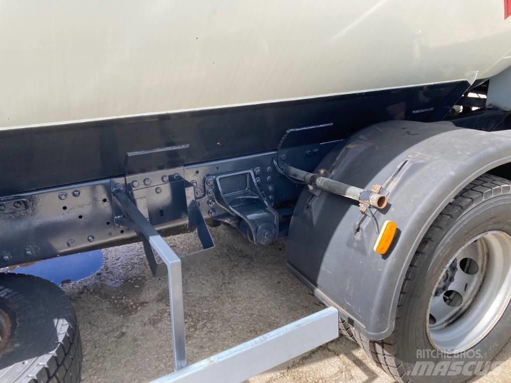 Iveco 135E25 Tankbiler