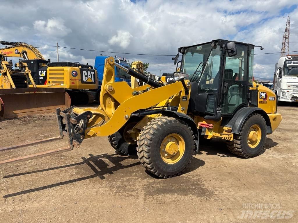 CAT 906 M Hjullastere